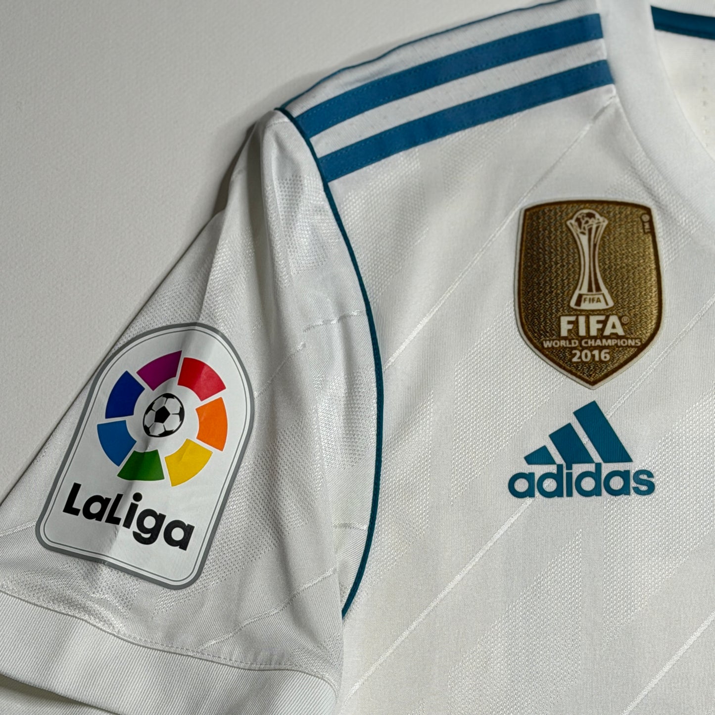 2017-18 Real Madrid Home Player Version Isco #22 (M)