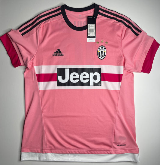 2015-16 Juventus Away - Bonucci #19 (L)